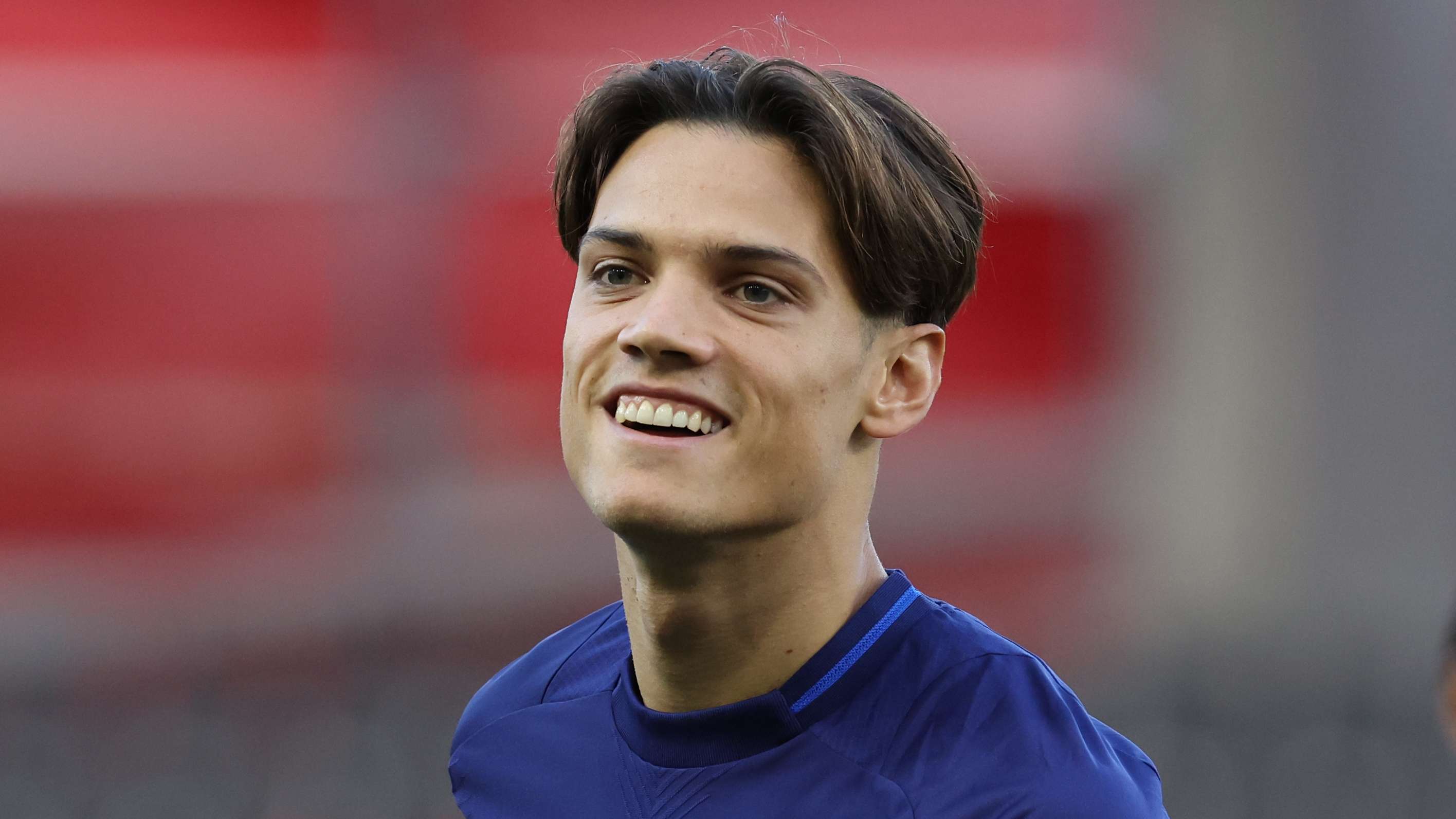 心中场外援 心中场外援